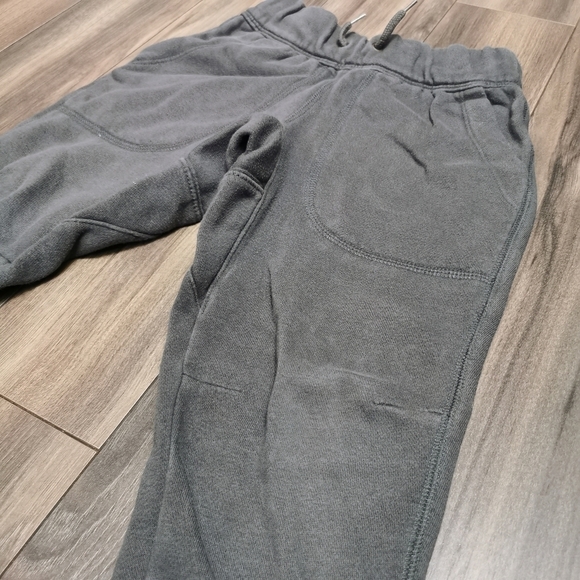 Gap Kids thick jogger pants - Picture 3 of 11